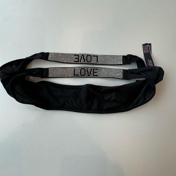 Victoria’s Secret Brazilian Shine strap
NWT Panty Size S/P Black  NWT Love Logo - Picture 4 of 6